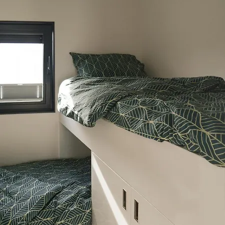 Houseboat Escapade Hotel na wodzie 5*