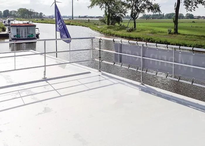 Houseboat Escapade 5* Nieuwpoort