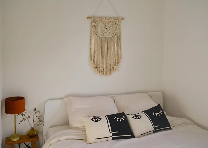 Houseboat Escapade 5*